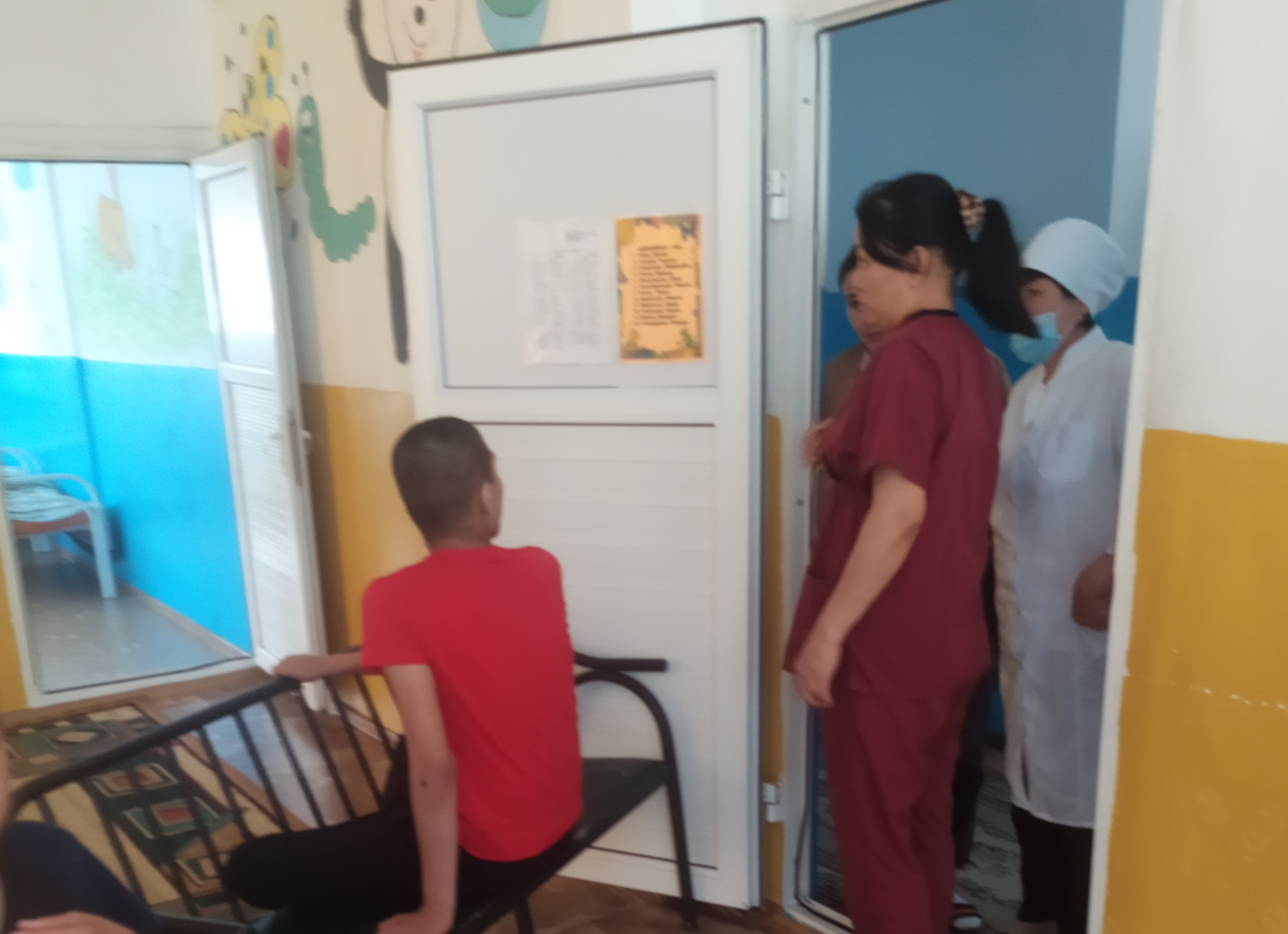 Санитара подозревают в истязании 17-летнего инвалида в Актобе