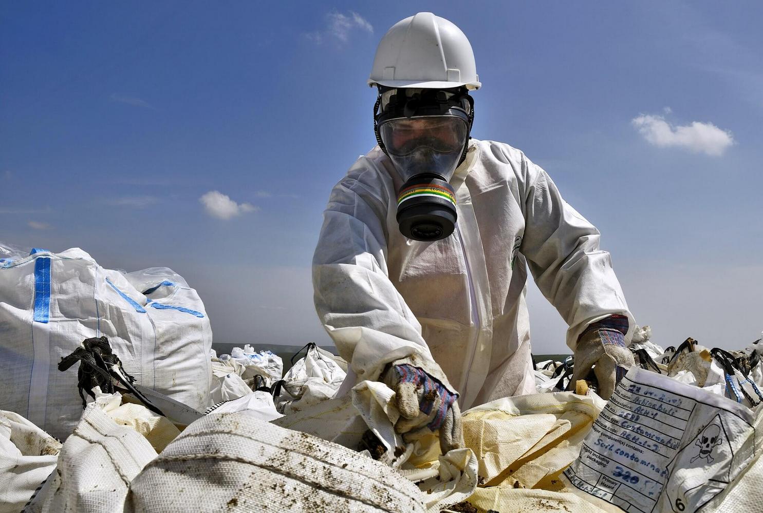 Полигон и завод по переработке опасных отходов построят возле Кандыагаша