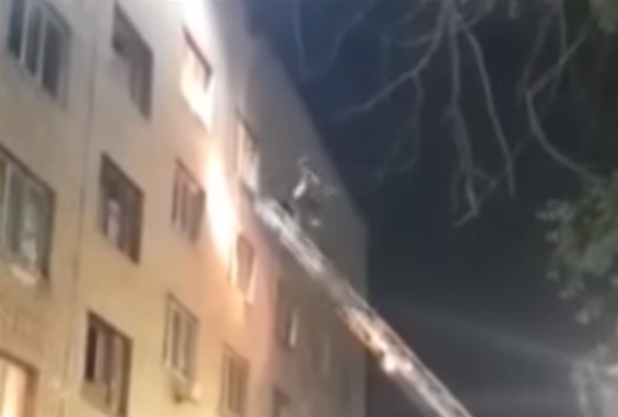 Мужчина выпрыгнул с 5 этажа в Актобе