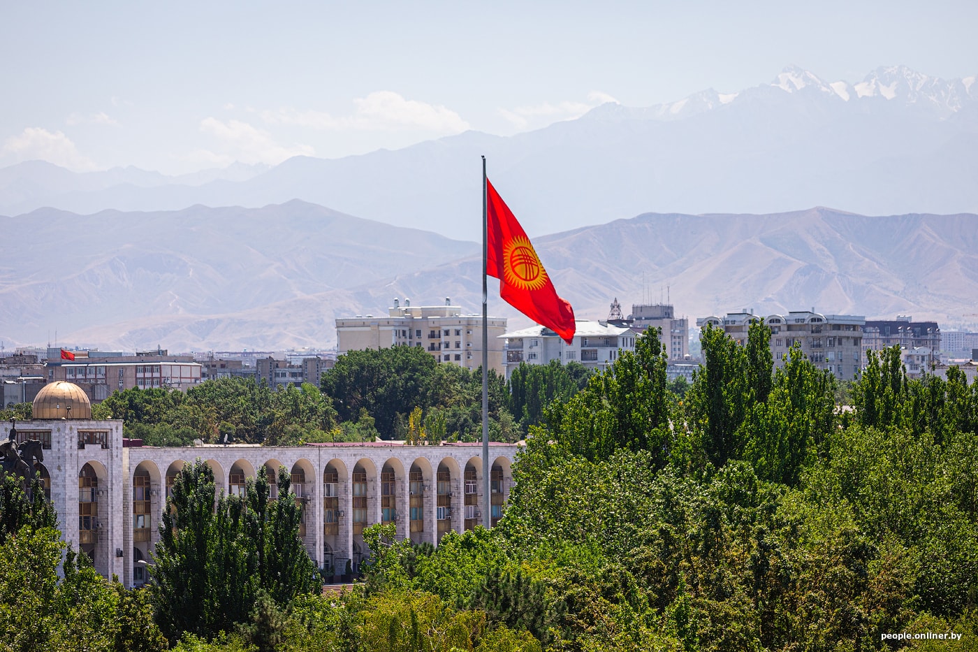 Жизнь в Бишкеке: как бунтарский дух уживается с советским прошлым