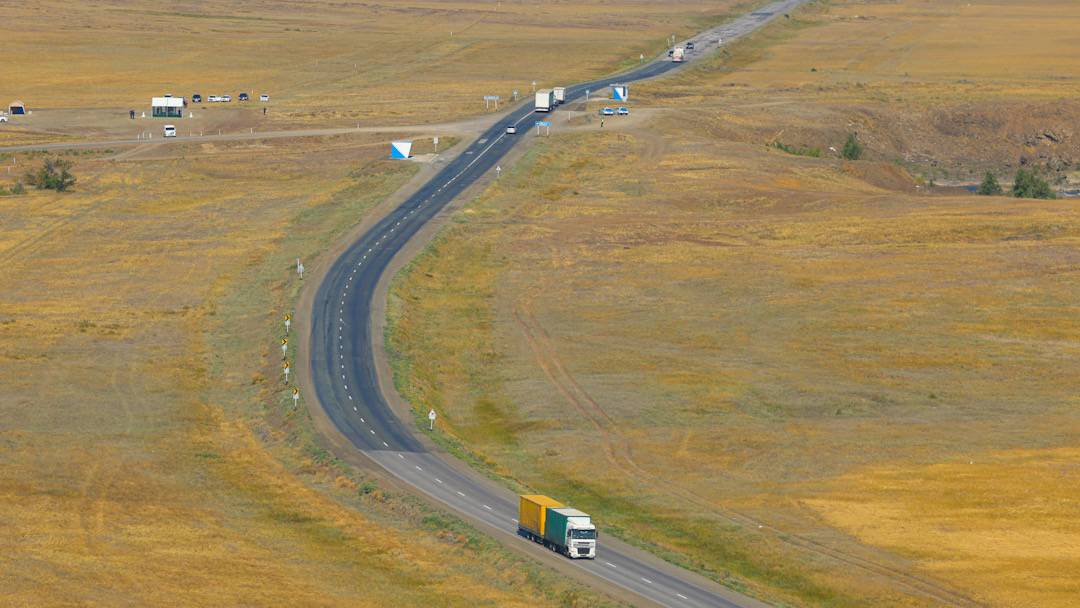 Получили «неуд»: 30% дорог в Актюбинской области разбиты