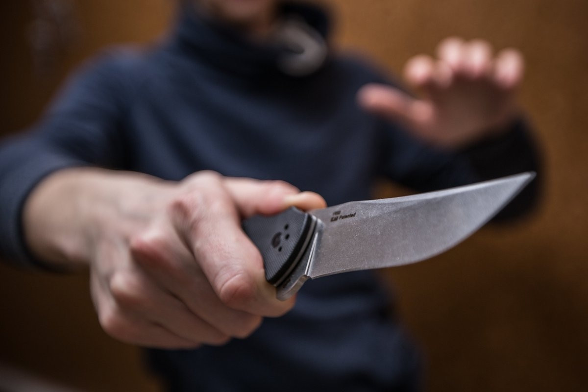 Подростки с ножом напали на актюбинца
