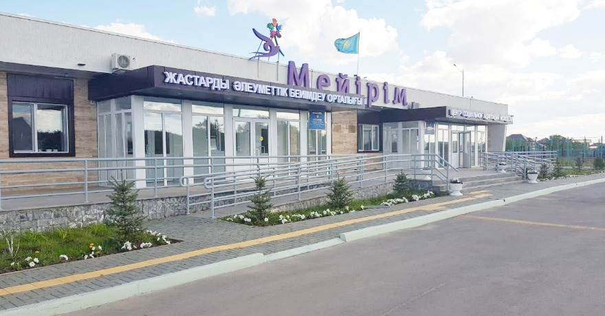 В Актобе с сирот взыскивают миллионы казахстанцы, пострадавшие от мошенников