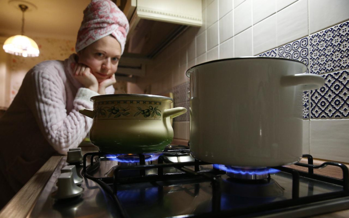 Горячую воду отключат на 3 дня