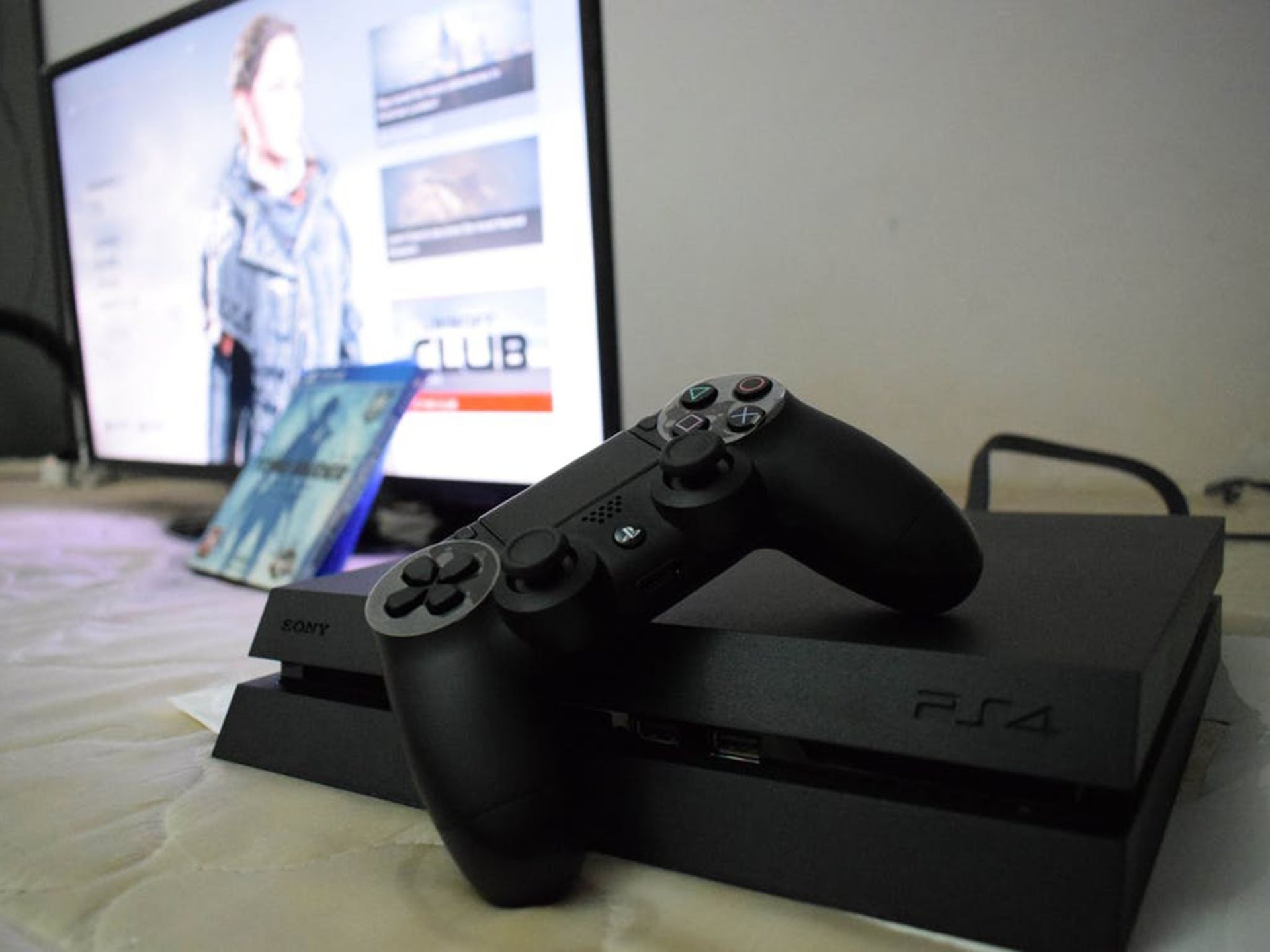 Житель Атырау сдавал чужие PlayStation в ломбарды Актобе