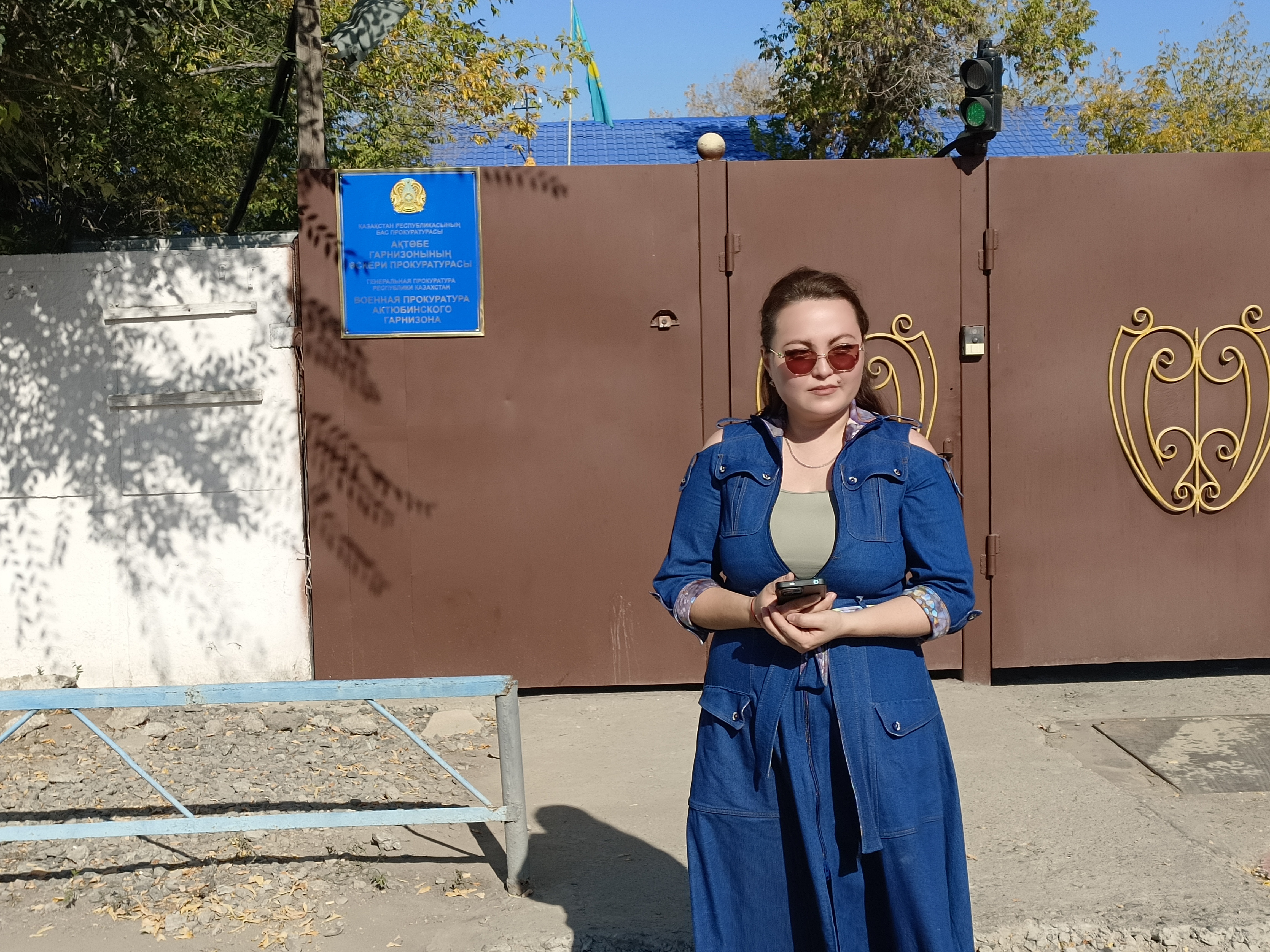 Курсант погиб после прыжка с парашютом: жена подозреваемого вышла на пикет