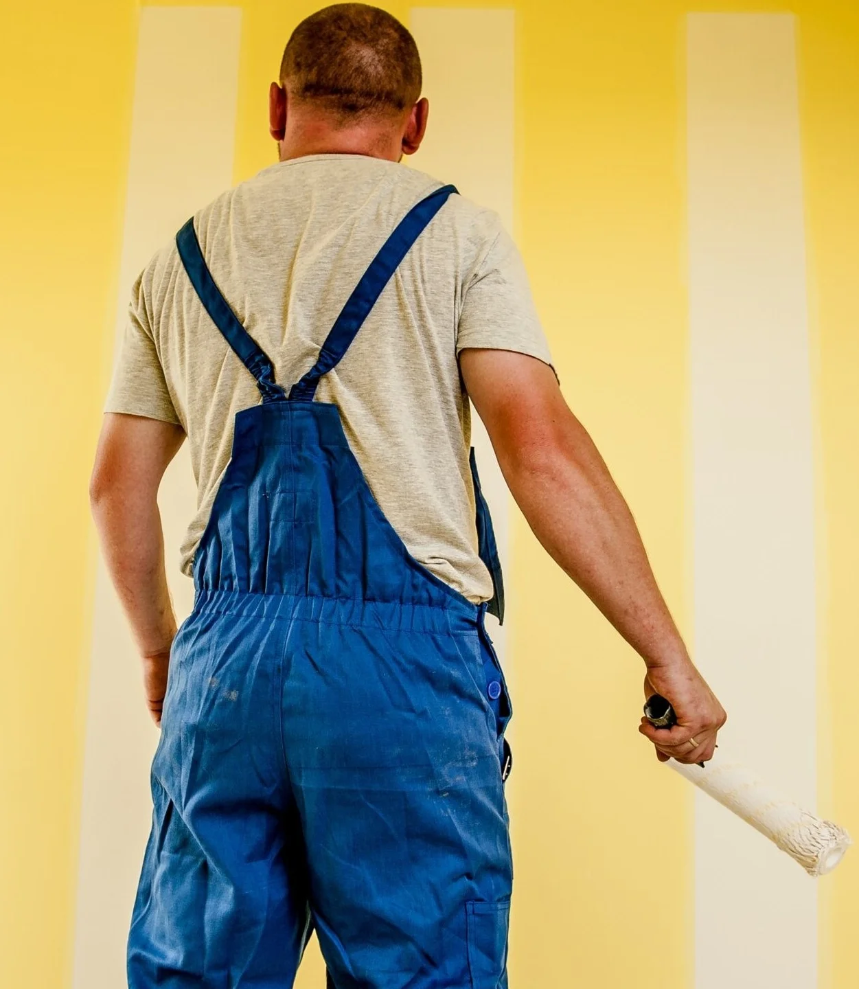 Фальшивый ремонтник обманул актюбинцев на сотню миллионов тенге