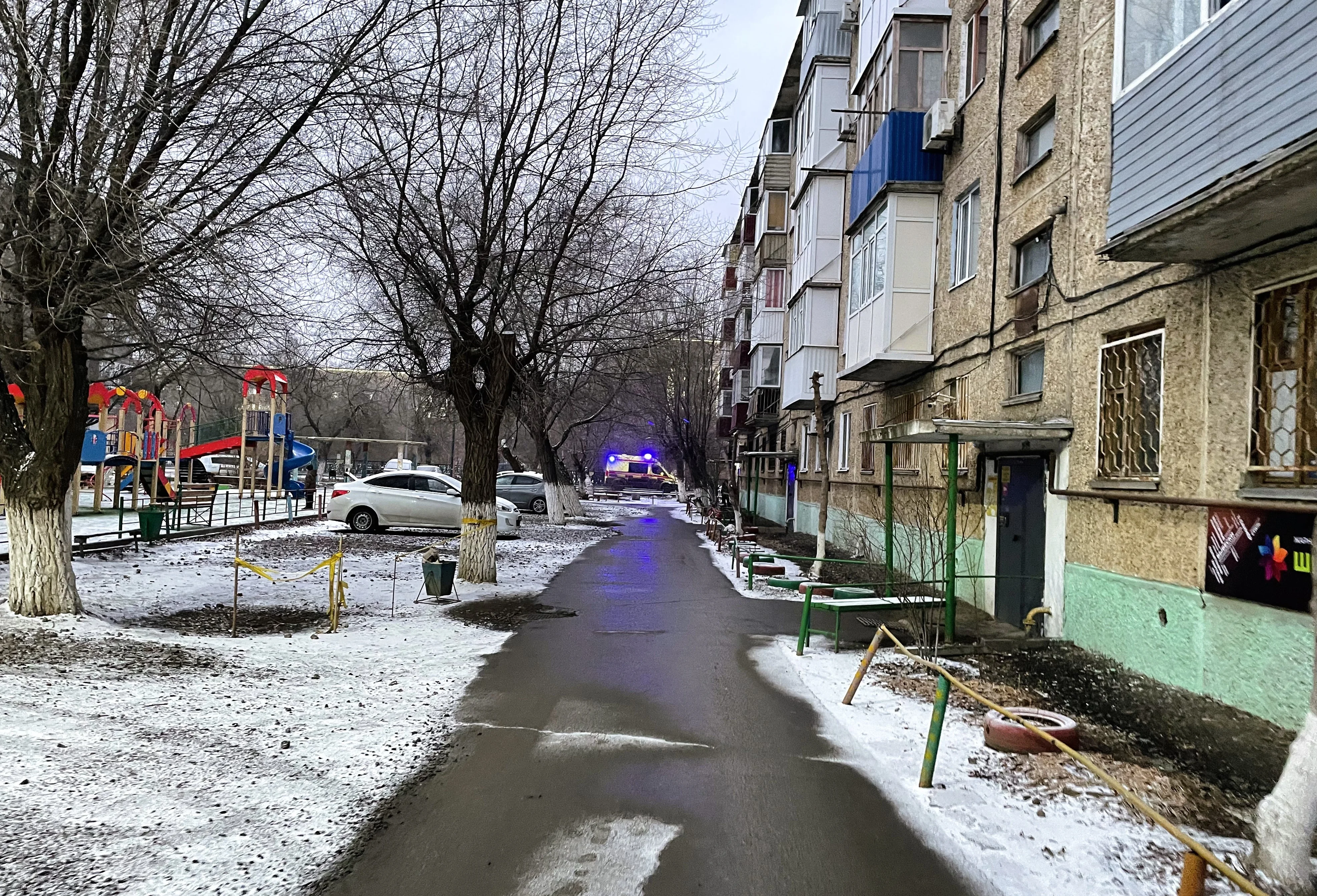 «Семья считалась благополучной»:  что известно о подростке, напавшем с ножом на мать