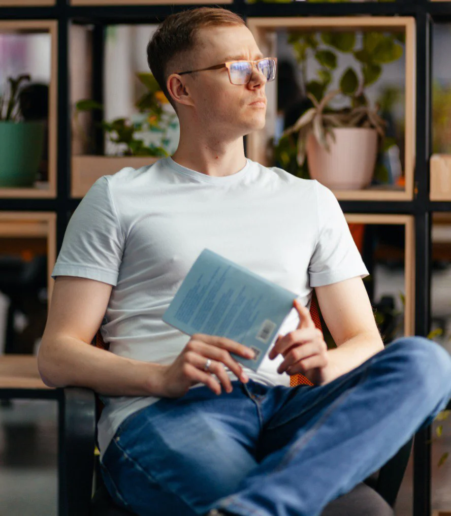 «Забрать смартфон - как выдернуть чеку из гранаты»: психолог о запретах и агрессии