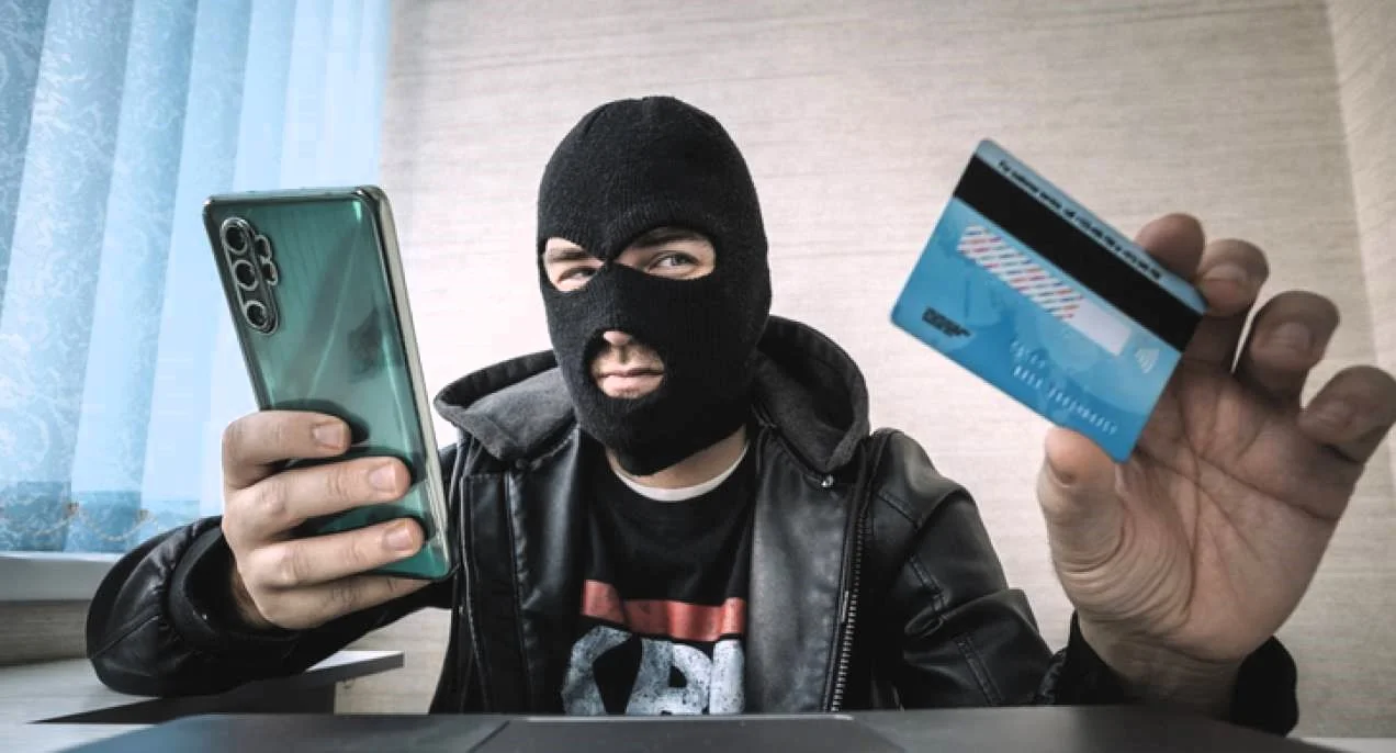 «Получал 2%»: актюбинца осудили за помощь мошенникам