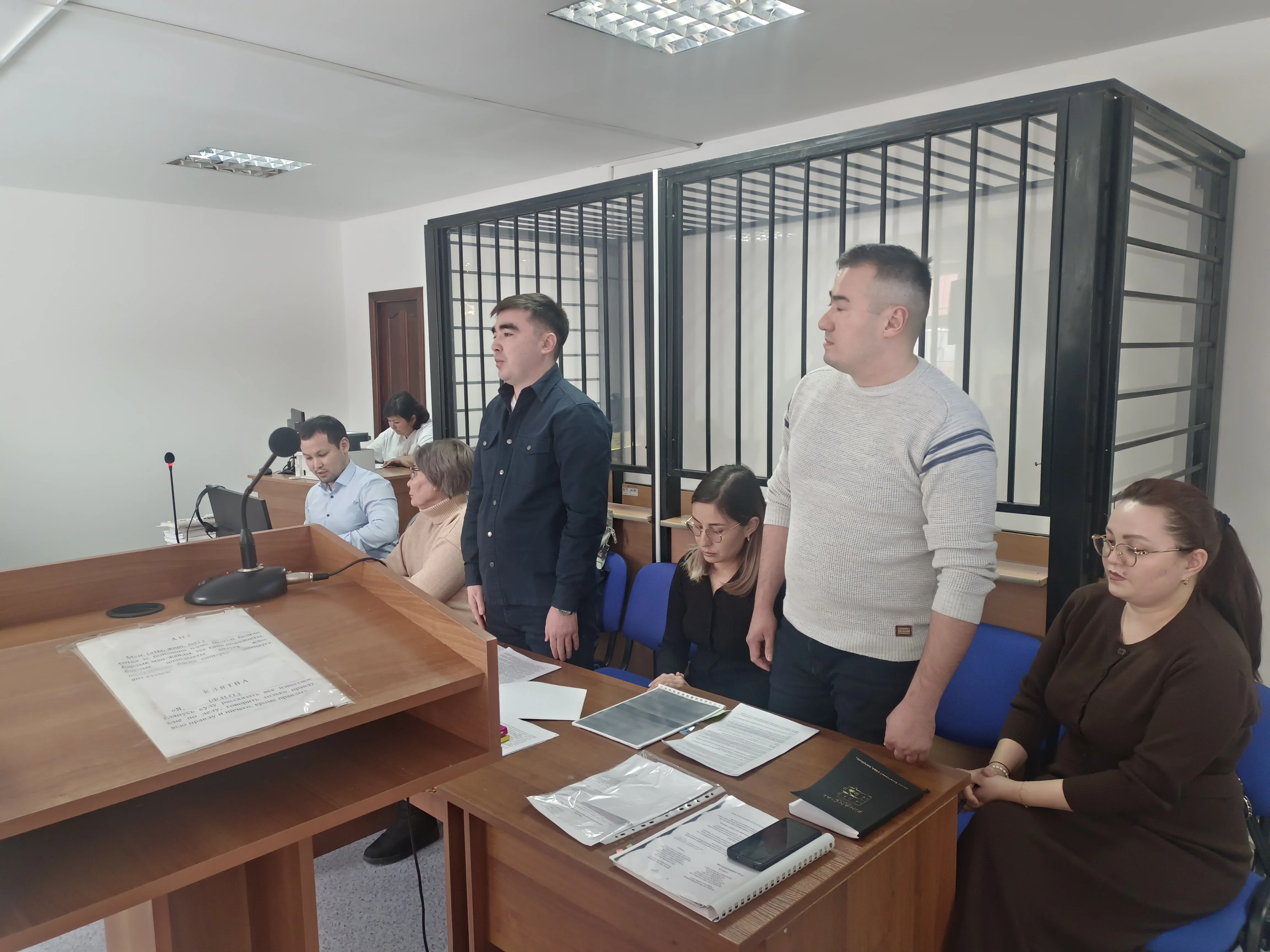 Роковой парашют: отец погибшего курсанта ВИСВО выступил в военном суде Актобе