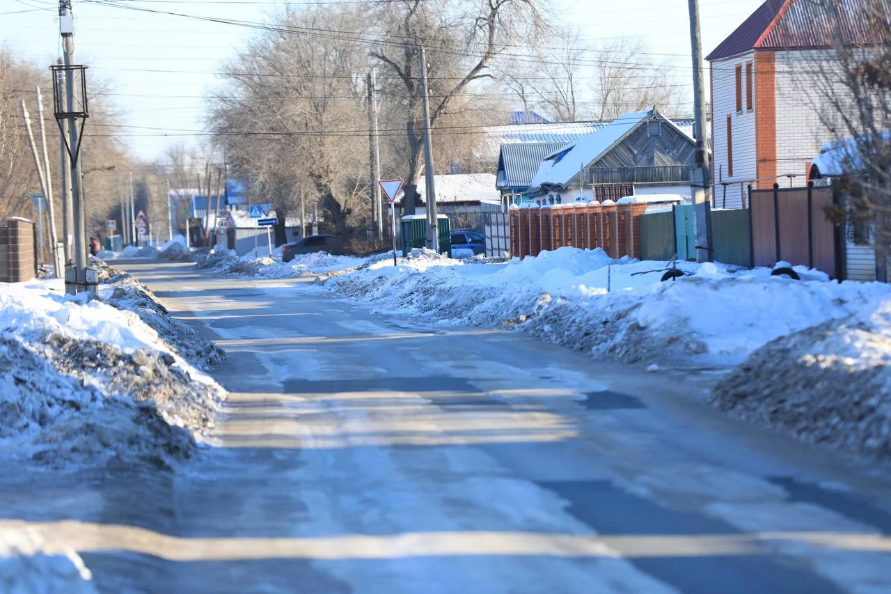 Не убирают снег в Актобе