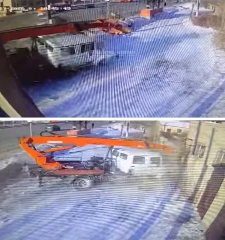 Автовышка на полной скорости влетела в забор частного дома в Актобе