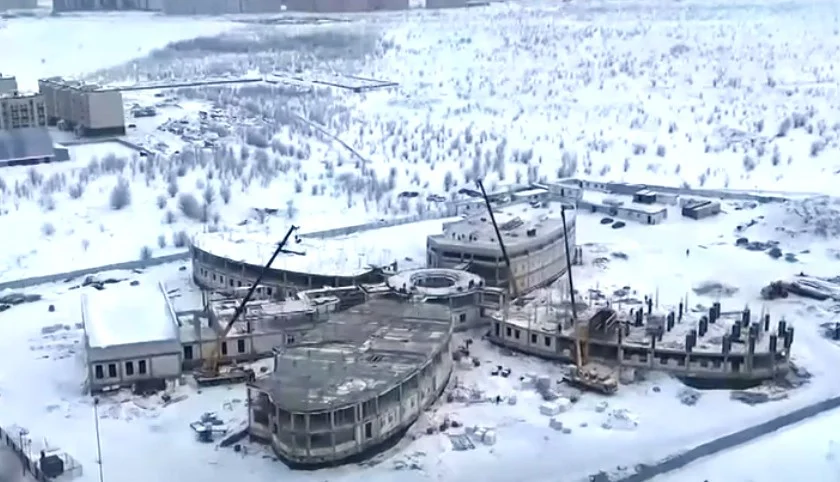 В Актобе строят огромный детский сад для ребят с особенностями развития