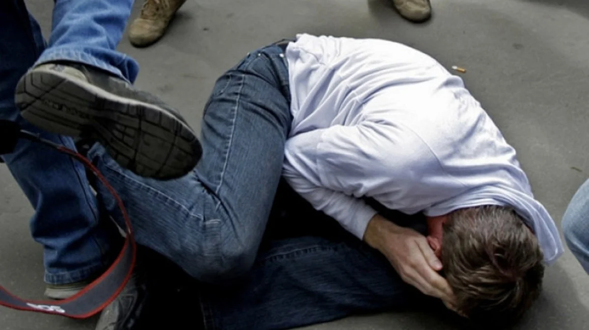 Актюбинца вывезли в промзону и избили после ссоры