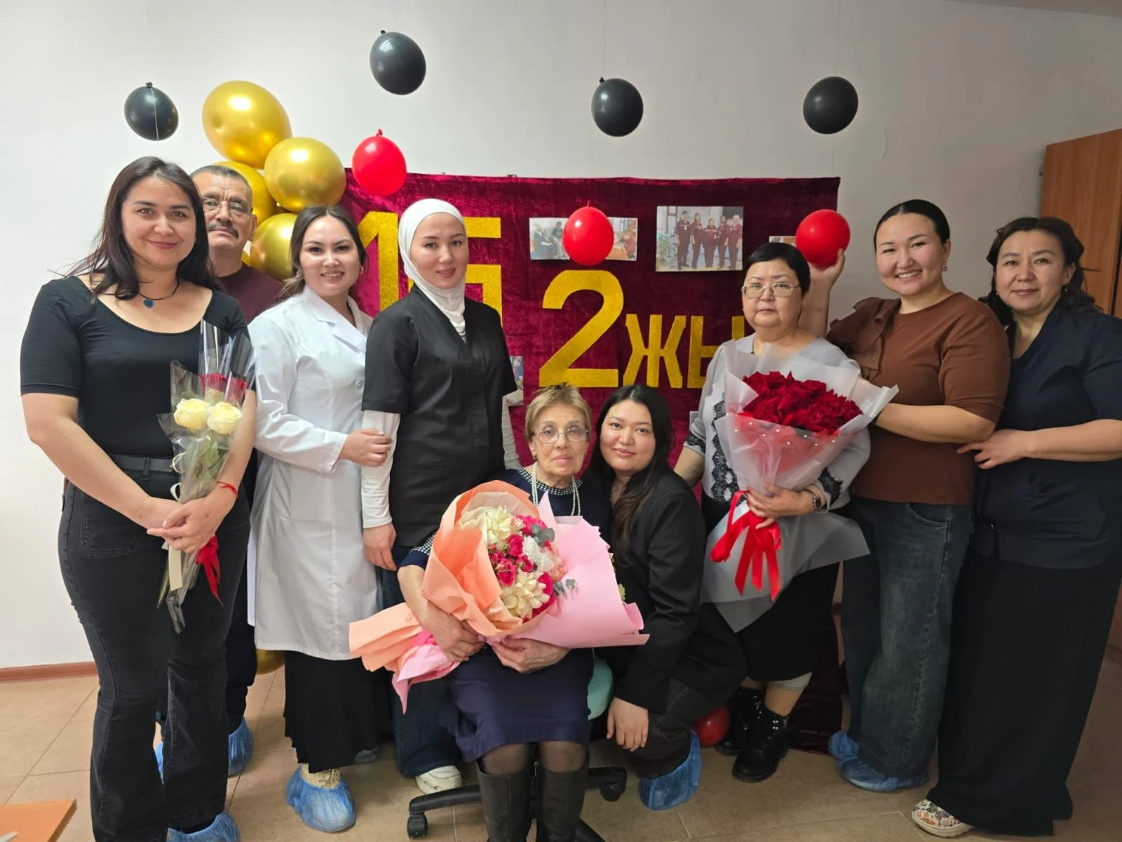 Паллиативная бригада два года помогает актюбинцам с тяжелыми диагнозами бороться за жизнь