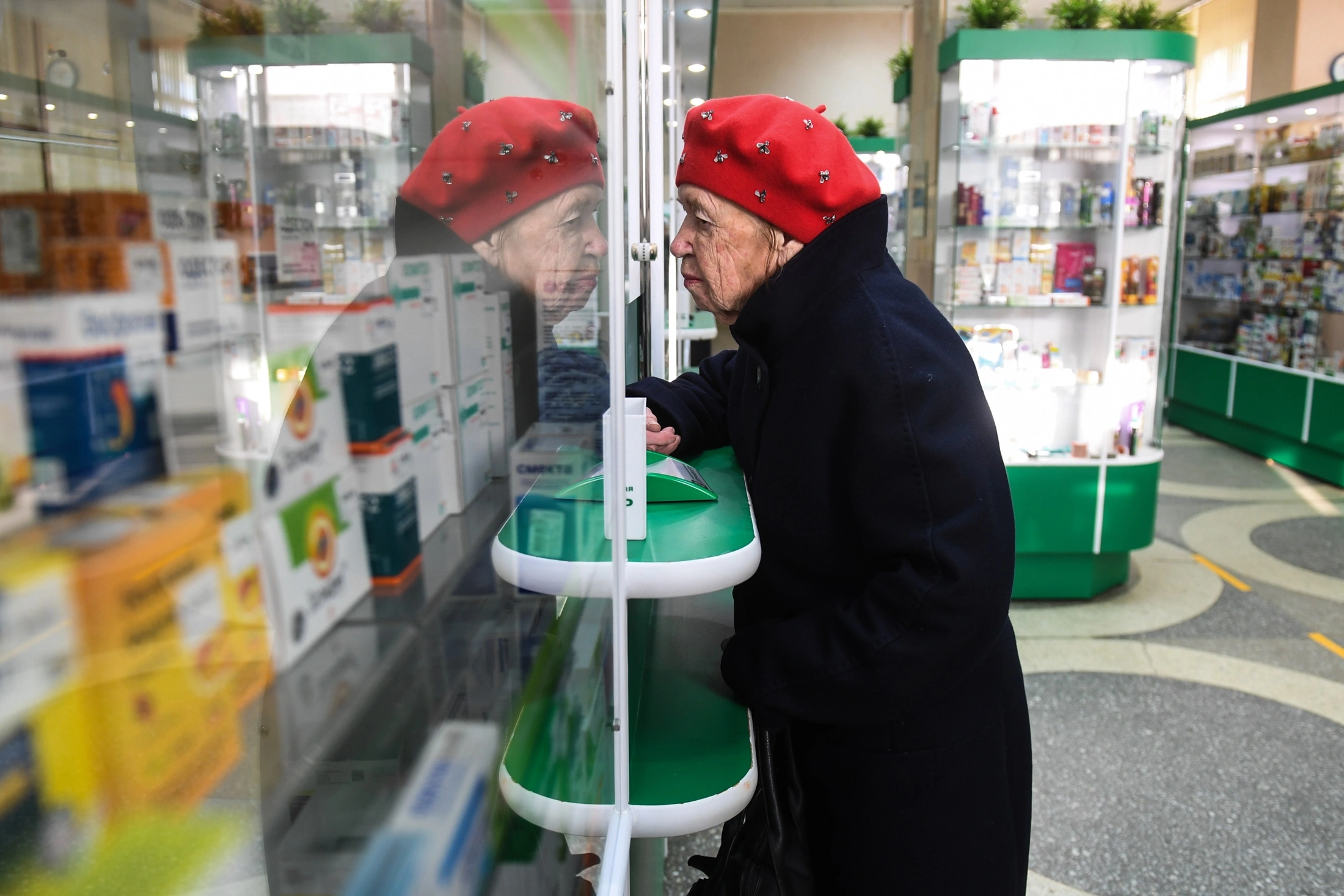 Жители Актобе с ноября не могут получить бесплатные лекарства