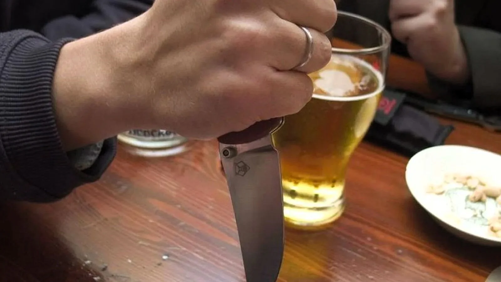 Роковой удар: актюбинец получил 11 лет за убийство во время застолья