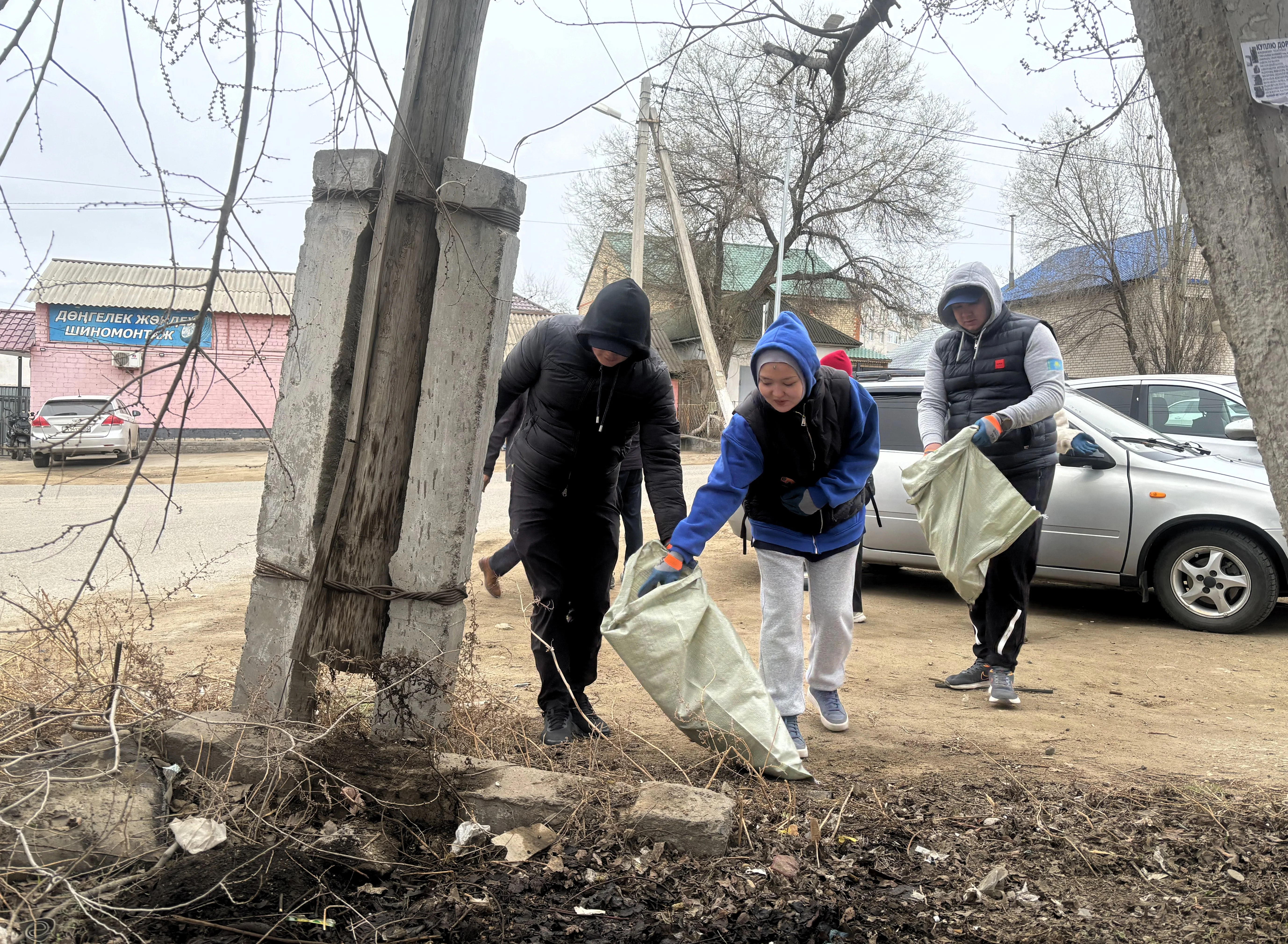 В Актобе прошел общегородской субботник
