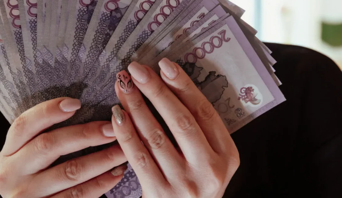 Инфоцыганка обманула актюбинцев почти на 50 млн