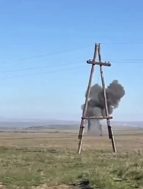 Аппарат, похожий на беспилотник, упал в Актюбинской области во время атаки дронов на Орск