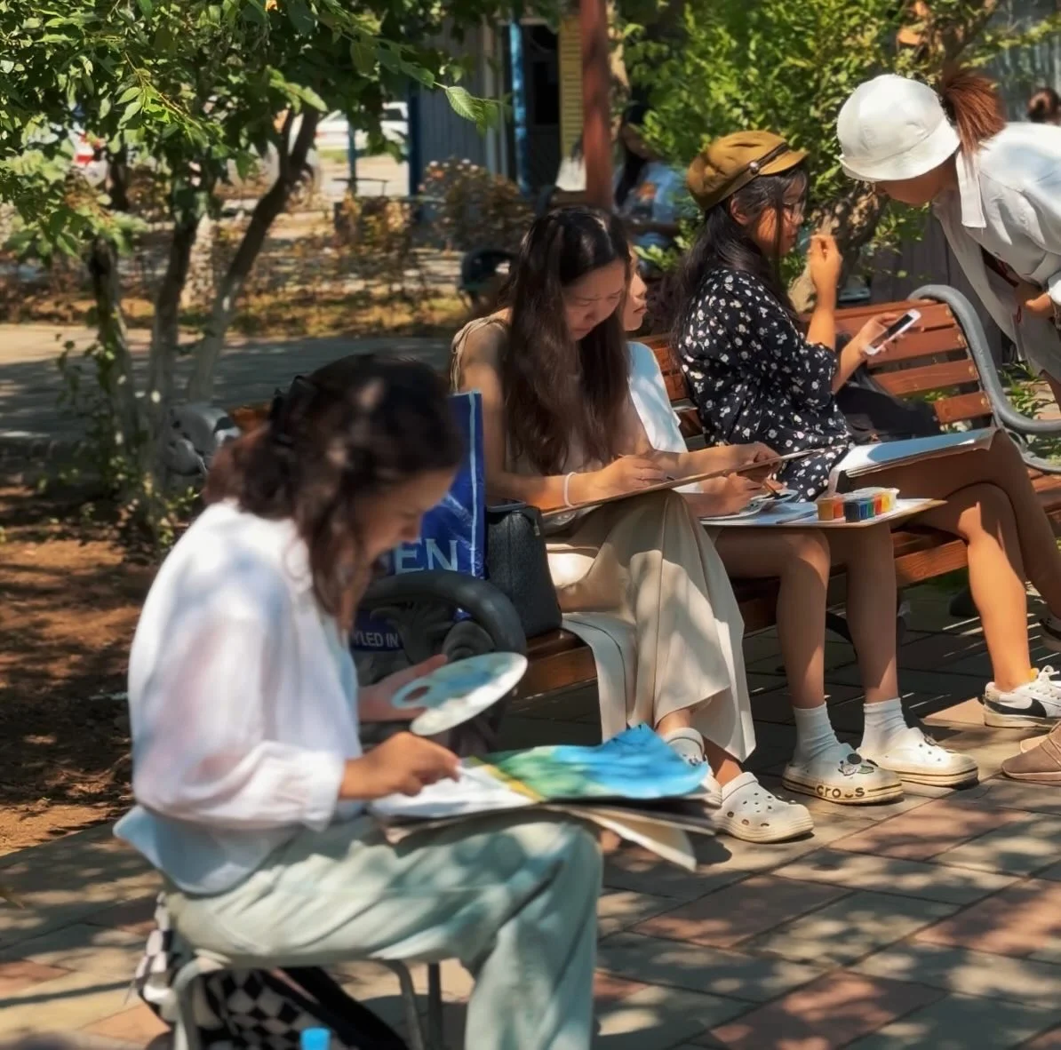 Облик города на холсте: в Актобе прошел конкурс рисунков Art Summer