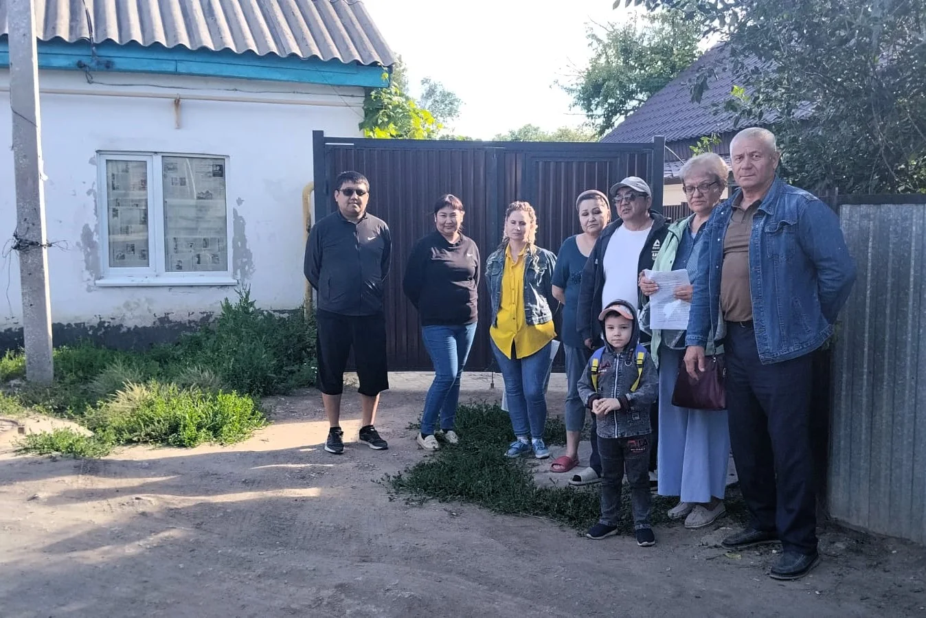 «Не нужны фонтаны - дайте просто воду»: жители Актобе просят помощи у акима