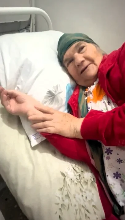 «Теперь ей тепло»: что стало с 86-летней актюбинкой, жившей среди тараканов и мусора
